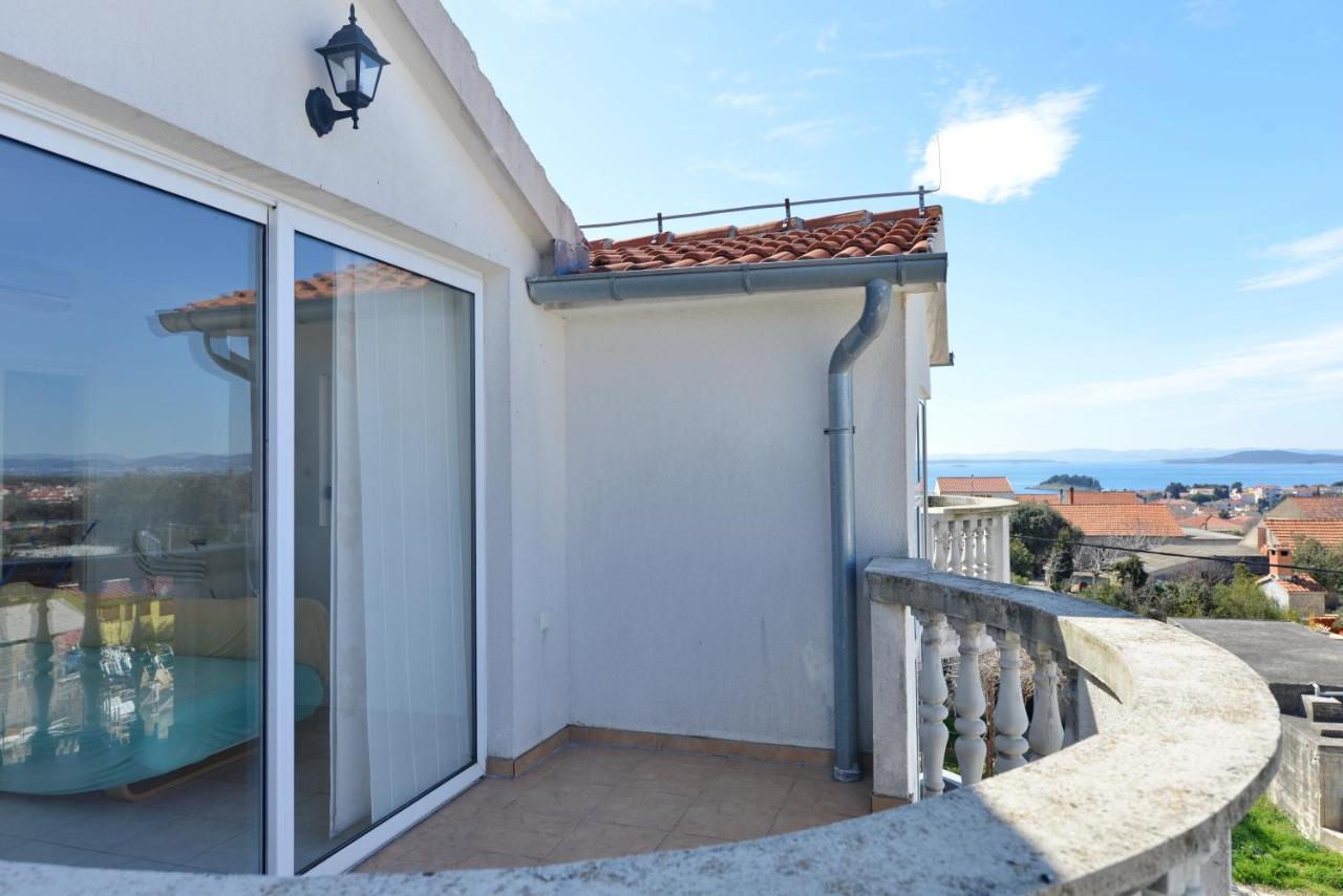 Apartments Verita Pakoštane Kültér fotó