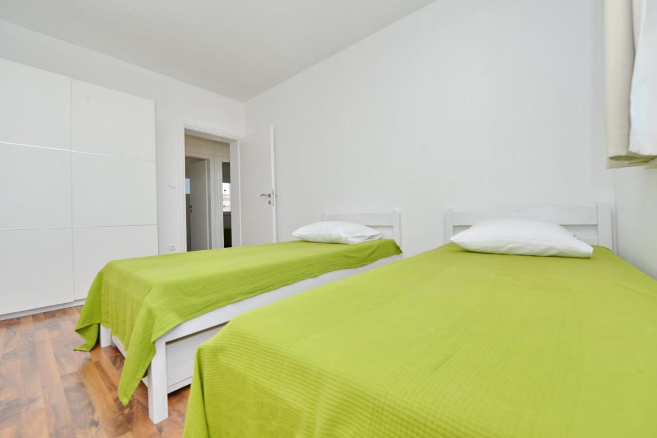 Apartments Verita Pakoštane Kültér fotó