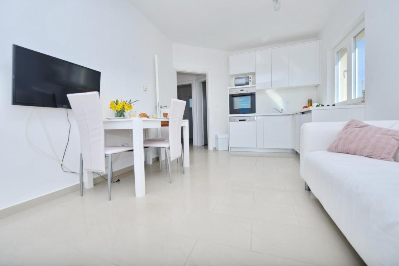 Apartments Verita Pakoštane Kültér fotó